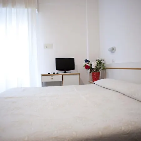 Mirco 2* كاتوليكا